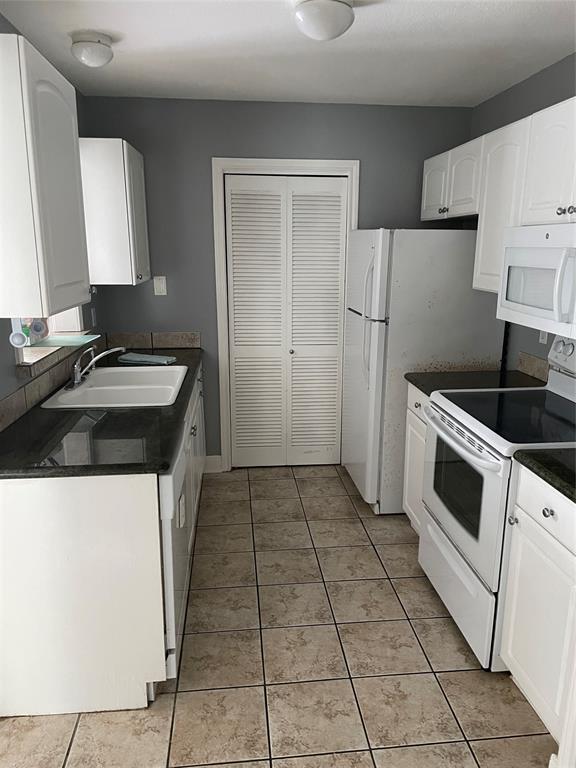 Foto del edificio - 18101 Heritage Ln