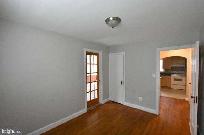 Foto del edificio - 9508 Monroe St