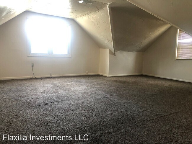 Building Photo - 3 br, 1 bath House - 18712 Waterbury