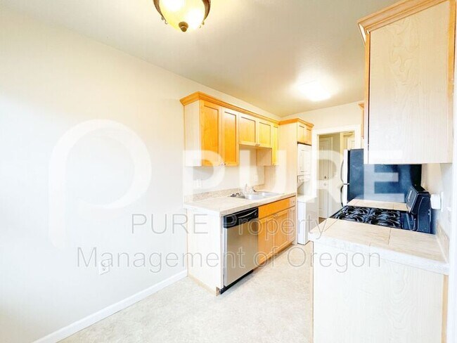 Foto del edificio - 701 NE 28th Ave