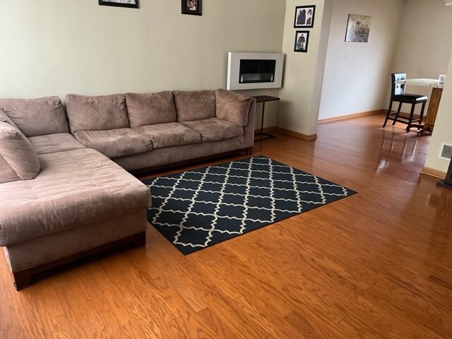 Building Photo - 2855 Marbella Pl