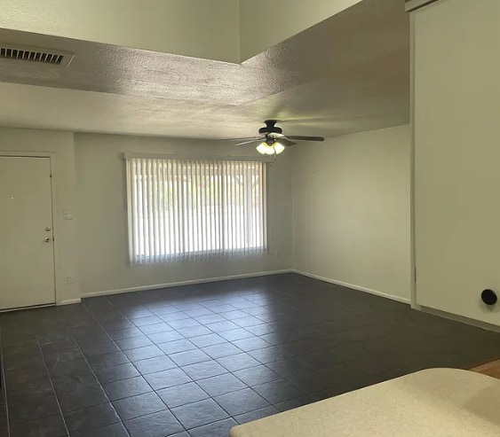Building Photo - 128 E Hermosa Dr