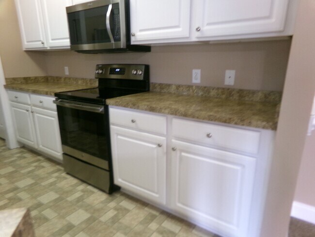 Foto del edificio - 2065 Silvercrest Dr