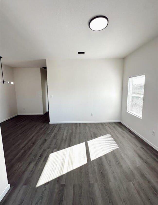 Building Photo - 318 Tennessee St