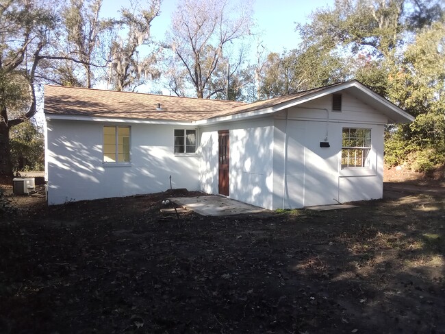 Rear Patio - 739 Magnolia Rd