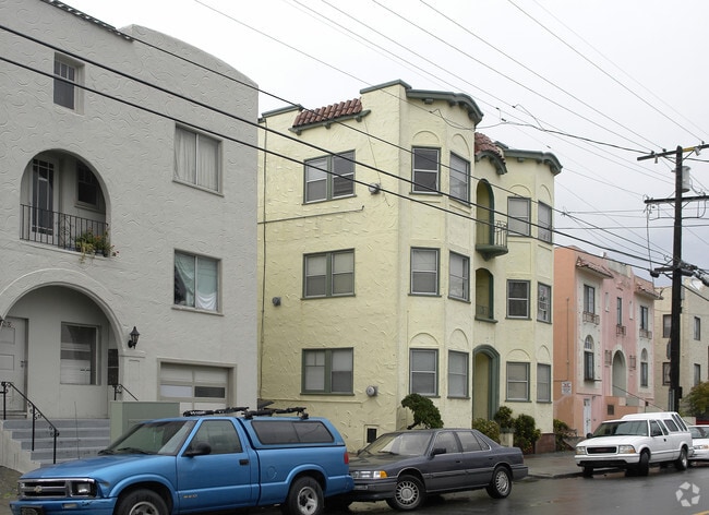 Building Photo - 1970 Curtis St
