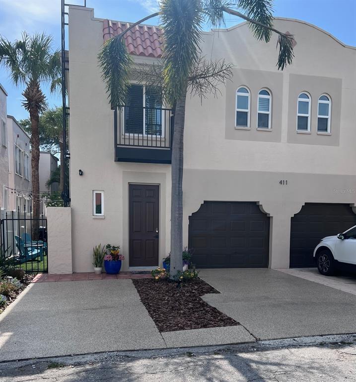Foto principal - 411 S Melville Ave