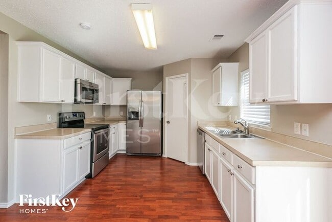 Building Photo - 1402 Caleo Dr