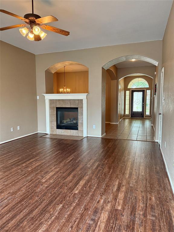 Foto del edificio - 9706 Ashwood Valley Dr