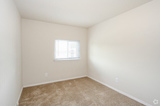 2 habitaciones, 1 baño - 1000 pies cuadrados - Dormitorio 2 - Camden Hills