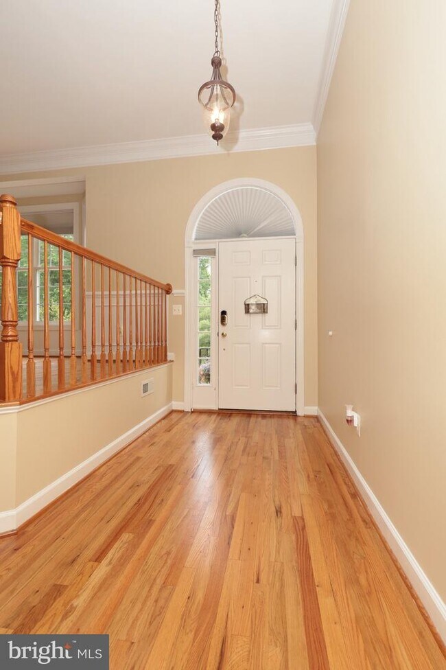 Building Photo - 3810 Elmwood Towne Way