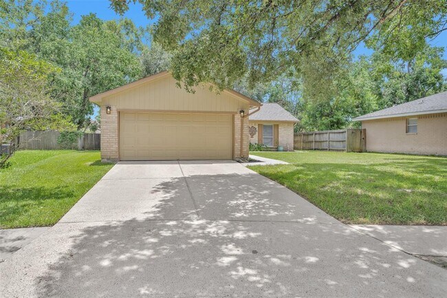 Building Photo - 9810 Kiwi Ln