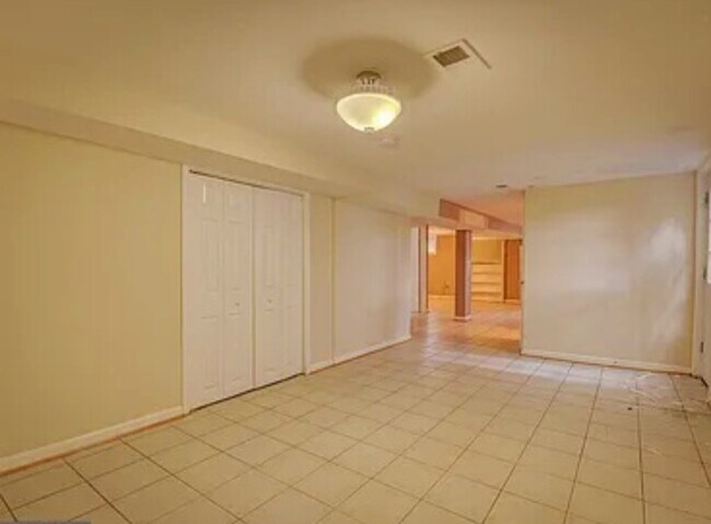 Foto del edificio - 9003 Greenbelt Rd