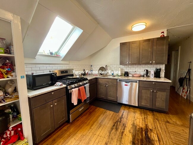 Building Photo - 333 Alewife Brook Pky