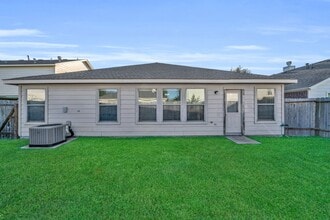 Building Photo - 9518 Milas Way