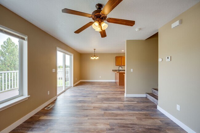 Foto del edificio - Charming Pullman Retreat with Space to Live and Entertain