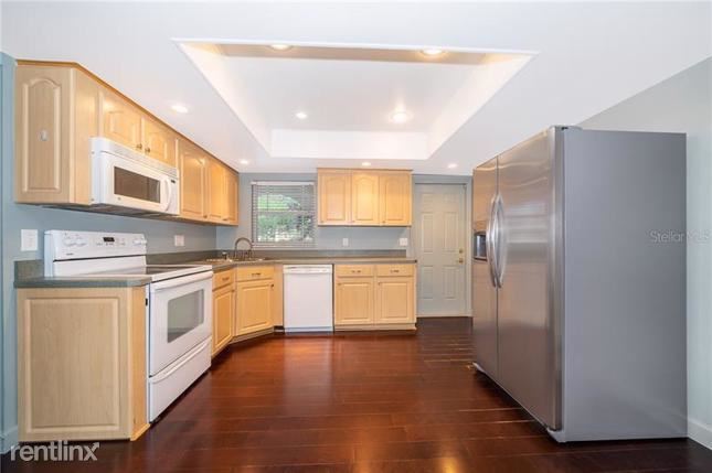 Foto del edificio - 3 br, 2 bath House - 1197 Rosemary Dr