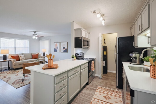 Building Photo - Triangle Park Apartments