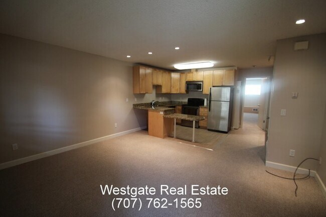 Foto del edificio - Lovely 1 Bedroom/1 Bathroom West Petaluma ...