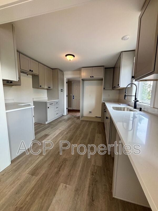 Building Photo - 2094 Front St