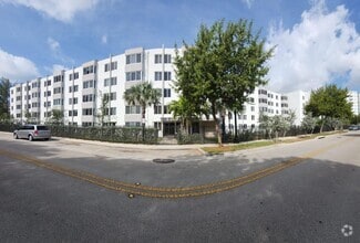 Building Photo - 250 180th Dr