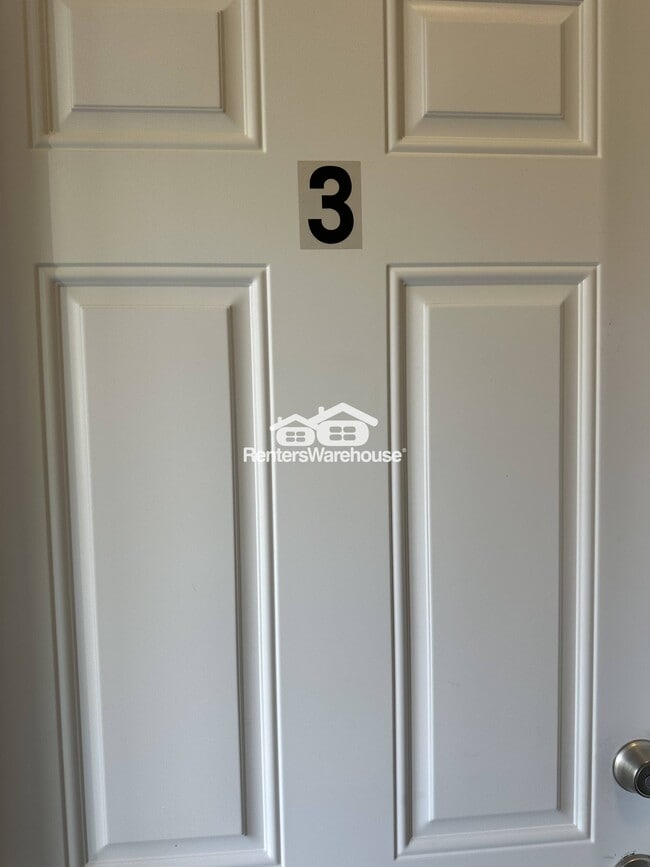 Building Photo - 616 S G St