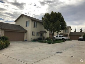 Building Photo - 2840 Stanislaus St