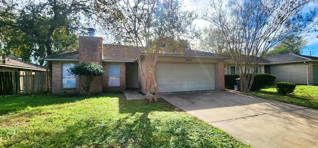 Primary Photo - 18527 Lippizaner Dr