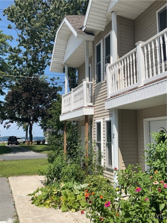 Foto del edificio - 148 Gouvello St