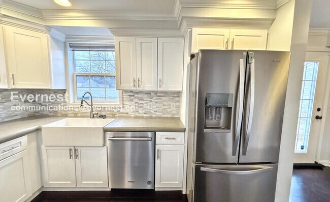 Foto del edificio - 616 Eastmoor Blvd