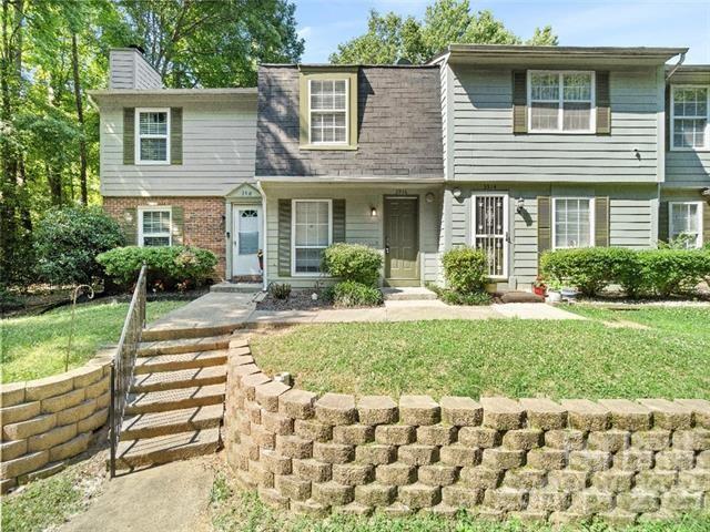 Primary Photo - 3916 Briarhill Dr