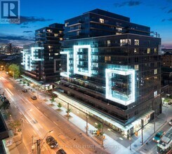 Building Photo - 1030-1030 King St W