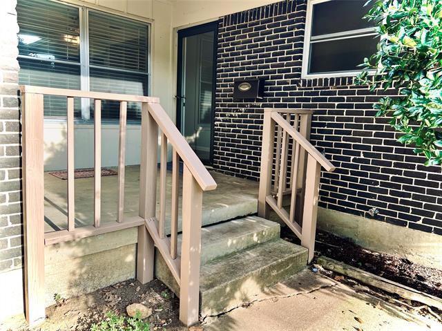 Building Photo - 1203 Blanton Dr