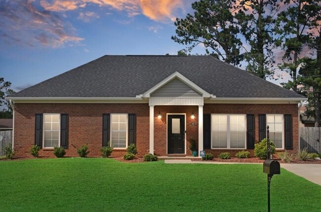 Building Photo - 152 Mikado Dr