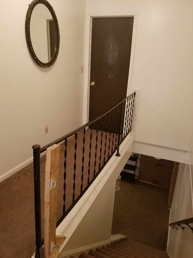 Foto del edificio - 1117 Rosewood Dr NE