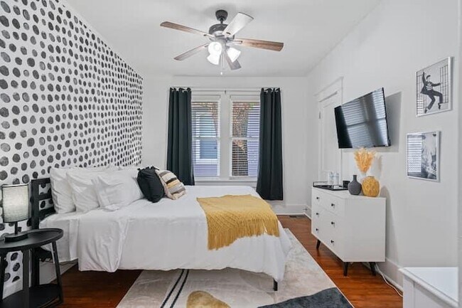 Foto del edificio - 2036 Linden Ave