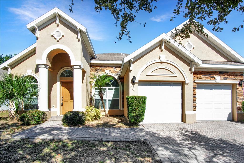 Foto principal - 290 Tower View Dr W