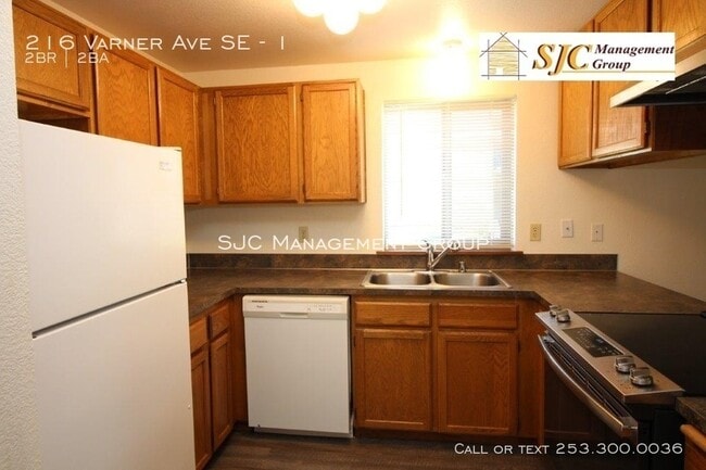 Building Photo - Townhome for rent in Downtown Orting