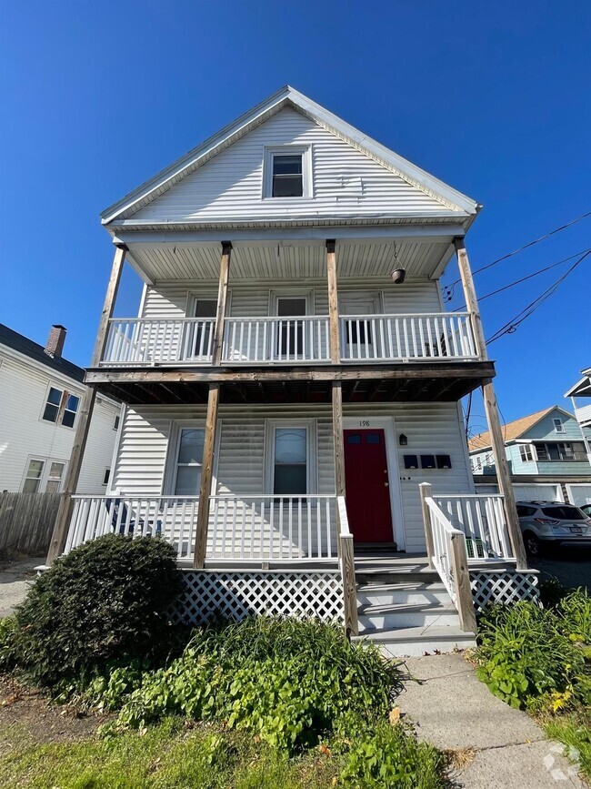 Building Photo - 198 Cedar St