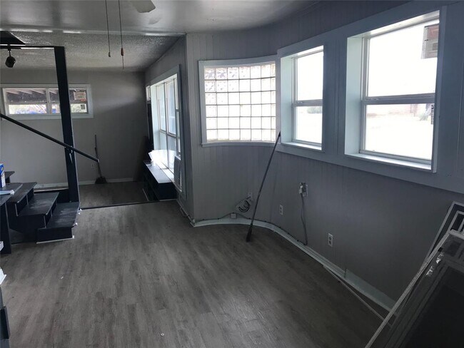 Foto del edificio - 942 Cedar St