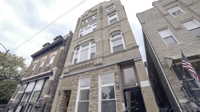 Foto del edificio - 1404 N Noble St