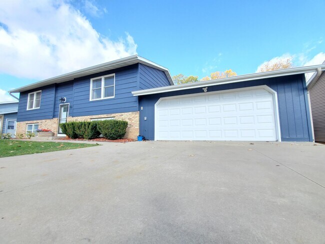 Foto del edificio - 727 36th St SW