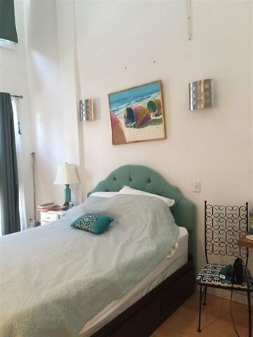Foto del edificio - 557 2nd St