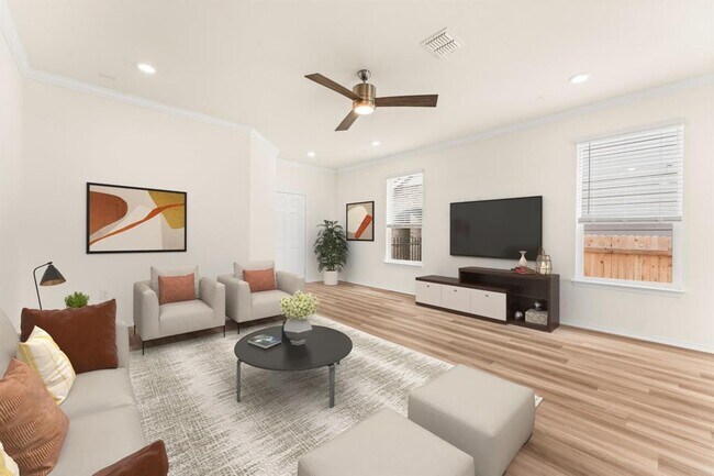 Building Photo - 7807 House Finch Dr