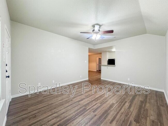 Foto del edificio - 505B Kacie Dr