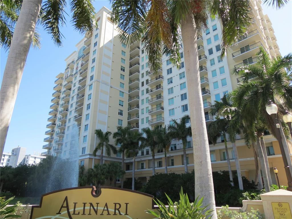 800 N Tamiami Trail Unit 1003, Sarasota, FL 34236 Condo for Rent in