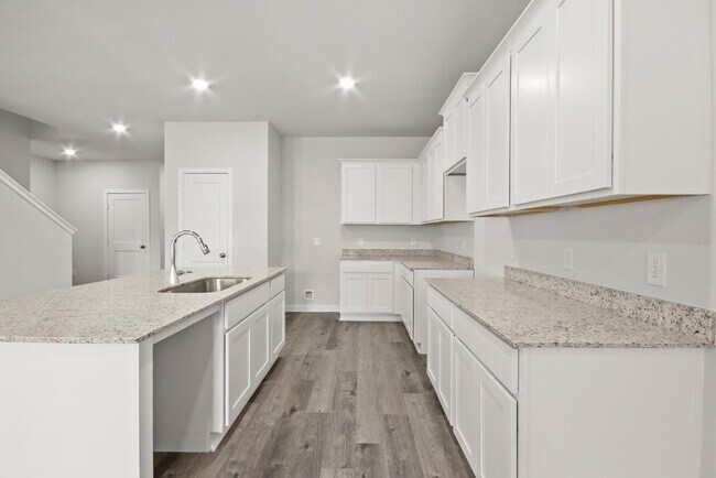Foto del edificio - 496 Shoreview Dr