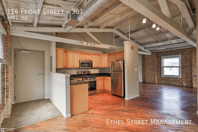 Foto del edificio - 114 Front St