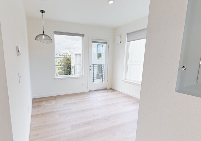 Foto del edificio - 4751 21st Ave NE