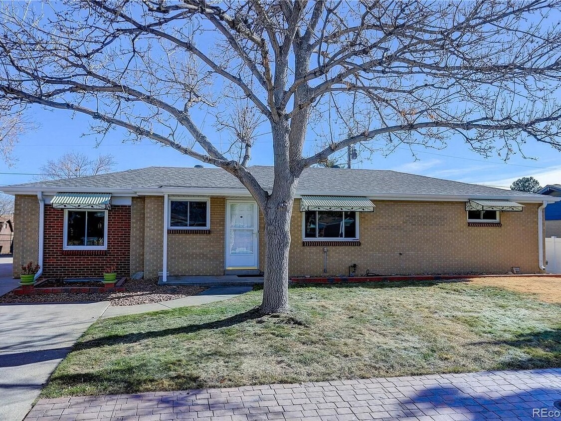 Primary Photo - 2 Bedroom Single Family Home in Wheat Ridge